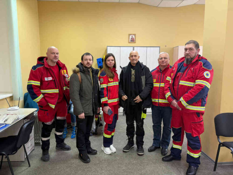 Service d'urgence de santé en Ukraine, soutenu par nos actions avec le Comité d'Aide Médicale Ukraine